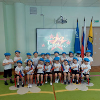 "День защитника Отечества" в группе "Затейники" "День защитника Отечества" в группе "Затейники".