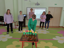 Практикум "Эмоционально здоровый педагог - здоровые дети!" Практикум "Эмоционально здоровый педагог - здоровые дети!".