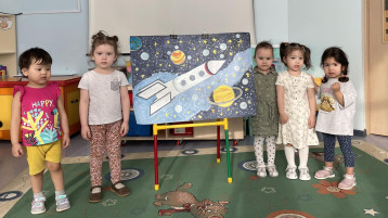"День космонавтики" в группе "Роднички" "День космонавтики" в группе "Роднички".